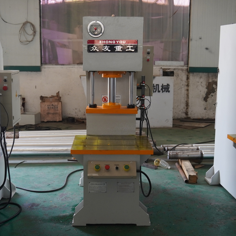 30吨四柱导向单柱液压机    30T拉伸C型单臂压力机